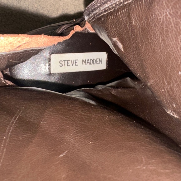 Steve Madden Vintage Latoya Brown Croc-Embossed Knee-High Boots with chunky heel - Picture 7 of 9